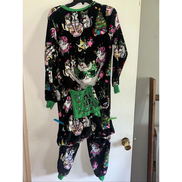 Secret treasures Cat Christmas one piece pajamas Adult Large 12 - 14. Sleepwe - Picture 6 of 7